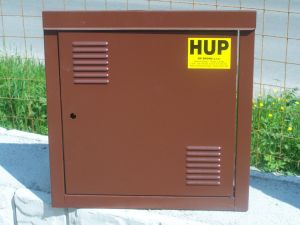 HUP NIKA - 550x550 mm - hnědá